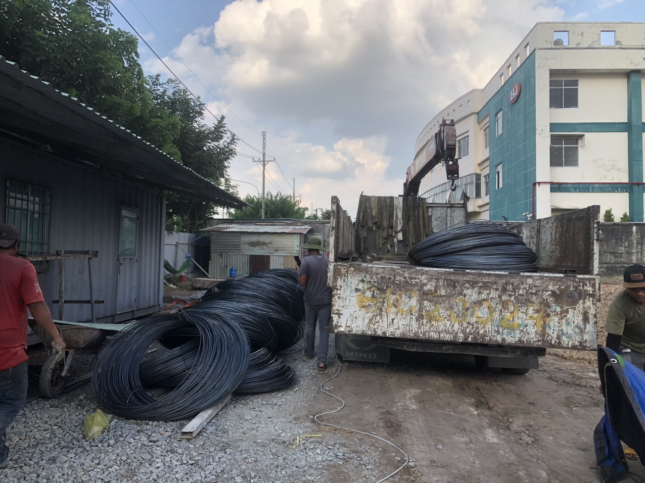 NHẬN THI CÔNG NHÀ XƯỞNG UY TÍN TẠI MIỀN NAM